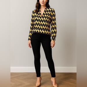 Joie Geometric Diamond Black Gold Print Pattern Split Neck Blouse Sz S